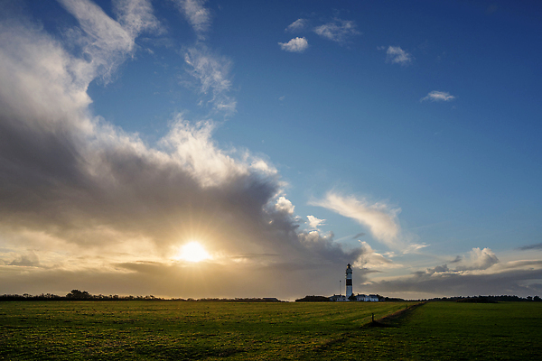 포토 JPG 해외이미지 구름 유럽 여행 건축양식 자연 하늘 등대 독일 파노라마 풍경 사람없음 야외 건물 관광지 시골 랜드마크 명승지 해외202310 해외포토 자연요소 건축물 건축 나라 촬영기법 생태계 파일형식