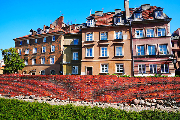 포토 JPG 해외이미지 외관 유럽 여행 건축양식 아침 거리 주택 이야기 사람없음 건물 빨간색 도시풍경 컬러풀 반사 여행객 등불 도시 센터 중세 역사 재산 신비 그림 정사각형 광택 타운 폴란드 천연기념물 랜드마크 수도권 옛날 바르샤바 해외202310 해외포토 주간 도형 건축물 건축 나라 컬러 컨셉 조명 사람 풍경 금융 지역 파일형식