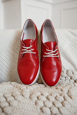 포토 JPG 해외이미지 옷 계절 스포츠 신발 따뜻함 사람없음 빨간색 세트 뷰티 유행 목도리 흰색 직물 도시 원형 니트 고립 구성 얇은 운동가 스타일 해외202310 해외포토 레이스천 도형 잡화 컬러 상의 파일형식