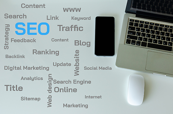 포토 JPG 해외이미지 직업 인터넷 비즈니스 텍스트 통신 성공 모바일 아이디어 직장 사람없음 노트북 컴퓨터 사무실 공책 웹 정보 키보드 업무 작업 네트워크 계획 사이버 스마트 책상 분석 검색 엔진 순위 온라인 혁명 개발 마케팅 소셜 목업 해외202310 해외포토 가구 컨셉 회사 문구용품 전자제품 파일형식