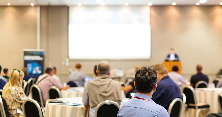 포토 JPG 해외이미지 직업 교육 비즈니스 사업가 학교 호텔 회의 설명 사람 이벤트 사람없음 스터디 강사 교육자 경기장 모임 직장인 비즈니스맨 발표 그룹 작업실 토론 강의 강당 경영자 리더 대학교 일반 세미나 해외202310 해외포토 남자 스포츠시설 모션 숙소 학습 파일형식