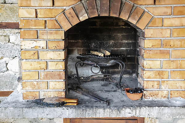 포토 JPG 해외이미지 전통 라이프스타일 디자인 외관 계절 음식 벽 가구 백그라운드 건축양식 불 휴식 벽돌 주택 요리 사람없음 야외 내부 건물 목재 장식 뷰티 마을 금속 주방 장비 수확 바위 공구 재산 고급 그릴 계산대 묘사 벽난로 대리석 진짜 스타일 해외202310 해외포토 자연요소 나무 건축물 건축 생활용품 컨셉 농업 재료 재질 주방용품 생활 금융 돌_바위 도구 파일형식