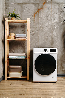 포토 JPG 해외이미지 가사 집안 선반 실내 사람없음 수건 빨래 드럼세탁기 빨래바구니 해외202310 해외포토 가구 내부 위생용품 바구니 세탁기 파일형식