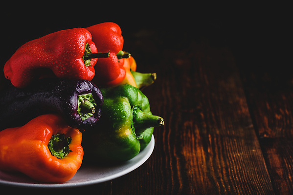 포토 JPG 해외이미지 접시 음식 컬러 농업 다이어트 채소 오렌지 과일 재료 고추 파프리카 요리 사람없음 목재 빨간색 초록색 물 농작물 농장 노란색 주방 보라색 검은색 샐러드 수확 종 물방울 신선 혼합 매움 날것 후추 비타민 국산 건강식 채소밭 생식 숙성 채식주의자 카피스페이스 비건 해외202310 해외포토 자연요소 나무 식기 산업 밭 건강 공백 맛 향신료 채식 영양소 파일형식