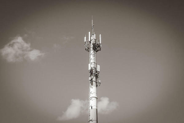 포토 JPG 해외이미지 통신 하늘 멕시코 세포 흑백 안테나 사람없음 건물 빨간색 스마트폰 도시풍경 컬러풀 글로벌 탑 미국 도시 네트워크 역 연결 위험 전화기 라디오 전쟁 마야 돛대 송신기 4G 해외202310 해외포토 건축물 컬러 컨셉 북아메리카 교통시설 촬영기법 IT 풍경 전자제품 핸드폰 스마트기기 마야문명 파일형식