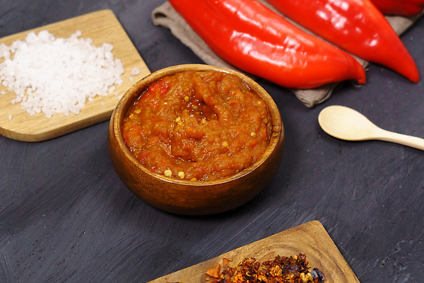 포토 JPG 해외이미지 전통 접시 음식 백그라운드 토마토 채소 재료 고추 탁자 가지 파프리카 건강 요리 사람없음 빨간색 식사 펼침 시골 뜨거움 조미료 굽기 매움 후추 건강식 무스 발칸반도 채식주의자 핸드메이드 튀르키예 해외202310 해외포토 식기 아시아 컬러 가구 모션 맛 구이 향신료 채식 향미료 파일형식