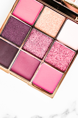 포토 JPG 해외이미지 백그라운드 사람없음 세트 뷰티 화려 대리석 아이섀도 해외202310 해외포토 컨셉 재료 화장품 파일형식