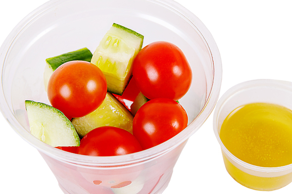 포토 JPG 해외이미지 음식 다이어트 토마토 채소 방울토마토 오이 파프리카 건강 사람없음 빨간색 초록색 세트 컬러풀 식사 저녁식사 샐러드 신선 사발 기름 허브 주사위 유기농 날것 슬라이스 후추 비타민 건강식 점심식사 고립 채식주의자 비건 해외202310 해외포토 식물 웰빙 컬러 사기그릇 향신료 채식 영양소 파일형식