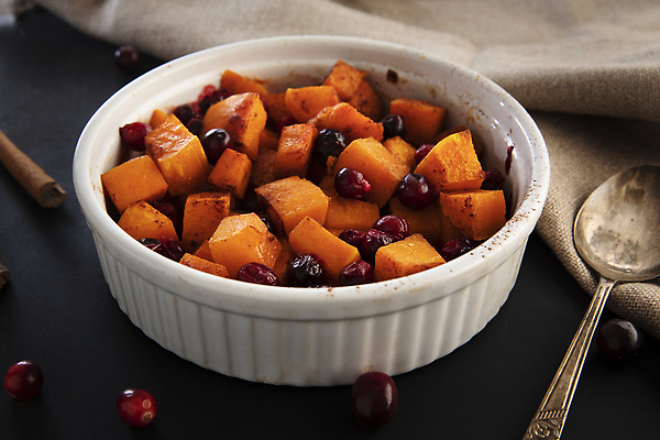 포토 JPG 해외이미지 음식 다이어트 채소 오렌지 호박 건강 요리 사람없음 빨간색 식사 저녁식사 가을 맛 굽기 준비 레시피 추수감사절 스쿼시 점심식사 시나몬 채식주의자 크랜베리 핸드메이드 비건 맛있는 해외202310 해외포토 계절 열매 기독교 스포츠 컬러 컨셉 과일 구기 구이 채식 파일형식