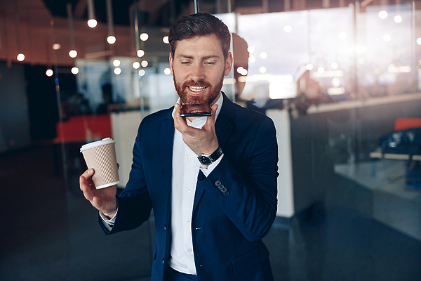 포토 JPG 해외이미지 직업 라이프스타일 커피 음료 돈 비즈니스 설계 노동자 한명 미소 사람 성인 금융 스마트폰 사무실 웹 마사지 업무 작업 비즈니스맨 네트워크 발표 그룹 시장 대표 토론 상인 종업원 동료 무역 경영자 상업 온라인 목소리 매각 해외202310 해외포토 1 남자 산업 컨셉 인터넷 관계 표정 생활 경제 핸드폰 스마트기기 직장인 재산 리더 파일형식