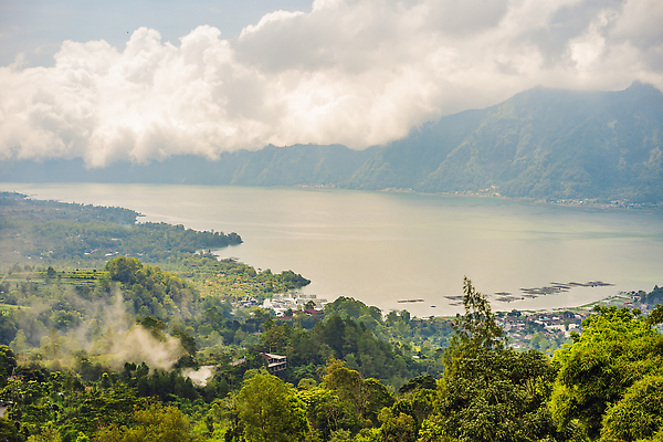 포토 JPG 해외이미지 아시아 호수 섬 여행 백그라운드 잎 자연 하늘 아침 휴가 산 사람없음 야외 초록색 파란색 뷰티 하이킹 안개 시골 정상 숲 언덕 화산 발리 인도네시아 장면 북쪽 내추럴 랜드마크 전국 절정 해외202310 해외포토 주간 식물 나라 컬러 레저 날씨 방향 생태계 파일형식