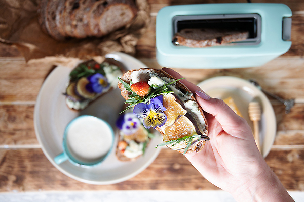 포토 JPG 해외이미지 전통 음식 빵 백그라운드 다이어트 토마토 채소 방울토마토 치즈 샌드위치 건강 육류 요리 사람없음 목재 빨간색 초록색 식사 저녁식사 이탈리아 튀김 신선 맛 아침식사 지중해 카나페 브런치 토스트 레시피 모음 꿀 건강식 무화과 점심식사 모짜렐라치즈 뷔페 브루스케타 채식주의자 핸드메이드 맛있는 리코타치즈 해외202310 해외포토 나무 유럽 바다 컬러 컨셉 과일 식재료 재료 유제품 서양음식 채식 파일형식