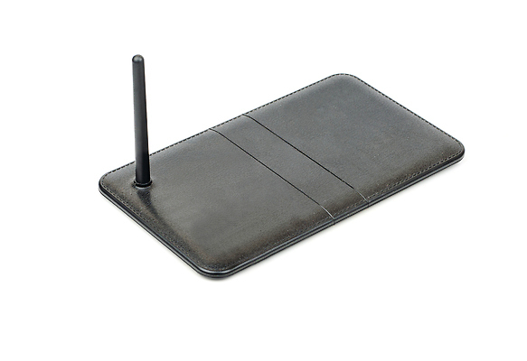 포토 JPG 해외이미지 길 백그라운드 통신 실내 안테나 사람없음 세로 갈색 금속 디지털 검은색 텔레비전 장비 수확 골동품 흰색 클래식 연결 자르기 무선전화기 오브젝트 수화기 라디오 복고 신호 전자 방송 전염 아날로그 동영상 고립 그런지 송신기 옛날 접수 해외202310 해외포토 컬러 컨셉 농업 모션 재질 내부 전자제품 질병 전화기 감염 파일형식