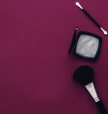 포토 JPG 해외이미지 사람없음 하이앵글 화장품 자주색 오브젝트 메이크업브러쉬 카피스페이스 해외202310 해외포토 뷰포인트 컬러 뷰티 공백 붓 파일형식