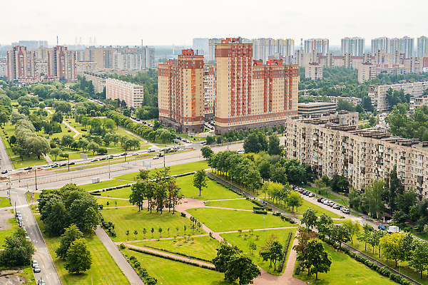 포토 JPG 해외이미지 계절 공원 도로 건축양식 하늘 새로움 아파트 주택 파노라마 풍경 사람없음 야외 건물 도시풍경 사무실 맑음 고층빌딩 도시 잠 재산 성자 러시아 장면 지역 스카이라인 이웃 개발 러시아인 복잡 해외202310 해외포토 서양인 건축물 공공시설 건축 유럽 종교 길 컨셉 비즈니스 교통시설 날씨 촬영기법 빌딩 금융 파일형식