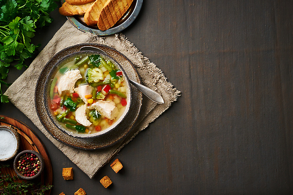 포토 JPG 해외이미지 접시 음식 조각 백그라운드 겨울 채소 재료 부분 탁자 파슬리 건강 육류 요리 사람없음 갈색 주방 숟가락 식사 저녁식사 치킨 당근 시골 사발 수프 브로콜리 찌개 먹기 유기농 질감 토스트 점심식사 항공촬영 핸드메이드 카피스페이스 맛있는 해외202310 해외포토 식기 웰빙 계절 빵 뷰포인트 컬러 가구 식재료 모션 뿌리채소 수저 공백 사기그릇 닭고기요리 파일형식