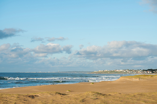 포토 JPG 해외이미지 벽 바다 여행 백그라운드 건축양식 자연 하늘 휴가 풍경 사람없음 건물 물 관광지 태양 반사 여행객 미국 힘 일몰 목장 성 남아메리카 역사 라틴아메리카 박물관 군용 과거 대서양 남쪽 우루과이 해외202310 해외포토 자연요소 건축물 건축 컨셉 북아메리카 군대 아메리카 사람 노을 방향 생태계 파일형식
