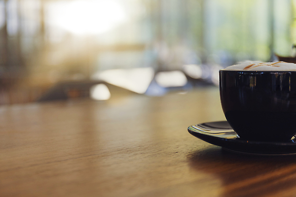 포토 JPG 해외이미지 라이프스타일 디자인 커피 음료 음식 백그라운드 비즈니스 탁자 아침 미술 사람없음 내부 목재 컵 갈색 상점 식당 초콜릿 숟가락 검은색 거품 카페 우유 머그컵 수확 신선 뜨거움 액체 닫기 맛 아침식사 컵받침 크림 질감 아로마 카푸치노 에스프레소 단절 라떼 모카 블러 인기 카페인 맛있는 해외202310 해외포토 주간 나무 식기 컬러 가구 컨셉 농업 재료 모션 문화예술 디저트 유제품 수저 생활 식사 받침대 파일형식