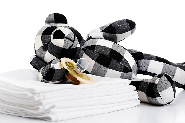 포토 JPG 해외이미지 어린이 장신구 곰 휴식 손잡이 소년 사람없음 장난감 노란색 육아 아기 신생아 잠 입 울음 노리개젖꼭지 오브젝트 부드러움 방패 고무 걸음마 실리콘 해외202310 해외포토 동물 남자 컬러 컨셉 포유류 모션 표정 사람 신체부위 아기용품 감각 파일형식