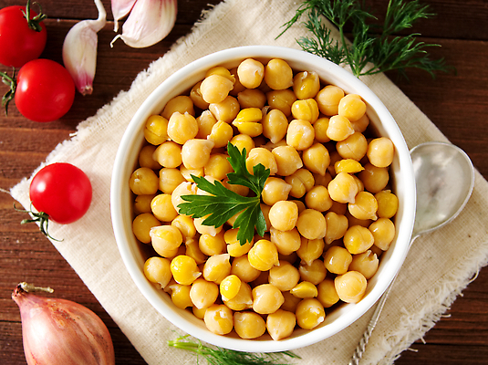 포토 JPG 해외이미지 식물 음식 백그라운드 농업 다이어트 채소 재료 콩 건강 이집트 병아리 요리 사람없음 목재 어둠 신선 사발 중앙 정상 낟알 인도인 시리얼 먹기 허브 유기농 완두콩 동쪽 내추럴 단백질 병아리콩 옛날 채식주의자 비건 튀르키예 해외202310 해외포토 외국인 나무 웰빙 산업 아시아 모션 아프리카 조류 곡류 동양인 사기그릇 방향 채식 영양소 파일형식