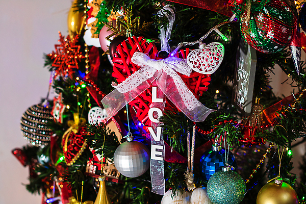 포토 JPG 해외이미지 나무 디자인 계절 행복 백그라운드 크리스마스장식 크리스마스 겨울 공 추상 휴가 불꽃 기념 매달리기 사람없음 장식 초록색 빛 반짝임 컬러풀 뷰티 크리스마스트리 파티 축제 장식볼 축하 소나무 눈송이 황금 소프트포커스 12월 보케 마법 블러 해외202310 해외포토 식물 기념일 감정 컬러 컨셉 무늬 모션 불 눈_날씨 촬영기법 이벤트 날짜 파일형식