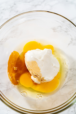 포토 JPG 해외이미지 음식 디저트 사탕 사람없음 케이크 얼음 사발 달콤 작음 컵케이크 크림 섞기 페스츄리 프로스팅 해외202310 해외포토 자연요소 빵 사기그릇 맛 크기 제빵 파일형식