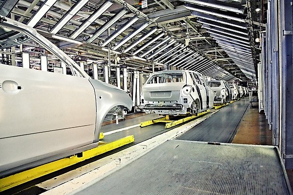 포토 JPG 해외이미지 식물 산업 선 백그라운드 신체 공장 교통시설 자동차 프레임 골격 실내 사람없음 금속 기계 작업 기다림 제조 측정 뼈대 질서 정비공 공학 자동 제어 줄서기 컨베어밸트 해외202004 해외포토 교육 육상교통 교통 공업 모션 재질 내부 예절 기술자 시설 파일형식