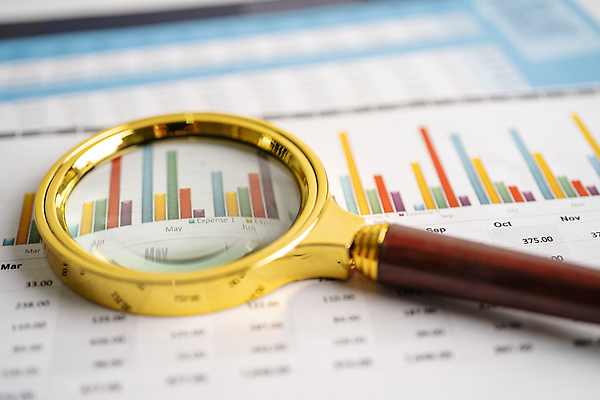 포토 JPG 해외이미지 종이 지폐 돈 회사 비즈니스 통계 성공 그래프 사람없음 금융 경제 스터디 숫자 쌓기 달러 동전 자료 거래 정보 성장 바 수학 뉴스 시장 주식 큼 분석 보고서 문서 공유 회계 개발 경영 수입 해외202310 해외포토 문자 컨셉 교과목 모션 학습 재산 크기 파일형식