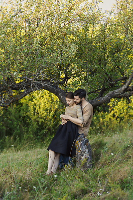 포토 JPG 해외이미지 나무 백인 모델 라이프스타일 커플 공원 여자 남자 행복 백그라운드 단풍 2 농업 포옹 자연 휴가 함께함 관리 사랑 미소 사람 성인 야외 두명 목재 여름 유행 낭만 가을 보호 숲 고립 조이기 스타일 카피스페이스 해외202310 해외포토 서양인 식물 계절 공공시설 감정 산업 컨셉 잎 재료 관계 안기 모션 표정 생활 공백 생태계 파일형식