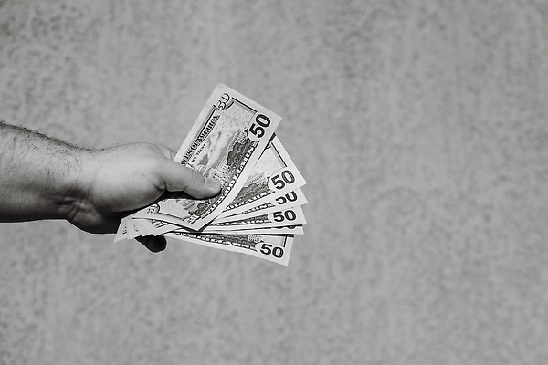 포토 JPG 해외이미지 종이 지폐 돈 사람없음 금융 경제 쇼핑 달러 저축 계산 재산 투자 결제 계산서 월급 예산 해외202310 해외포토 비즈니스 파일형식