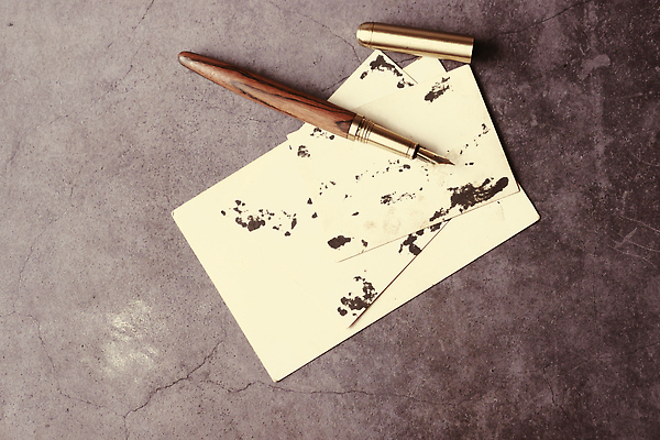 포토 JPG 해외이미지 기념일 종이 가지 프레임 선물 사람없음 세트 쌓기 사진촬영 공백 골동품 모서리 가장자리 엽서 그런지 스크랩북 카피스페이스 해외202310 해외포토 채소 모션 이벤트 촬영 둘레 편지 파일형식