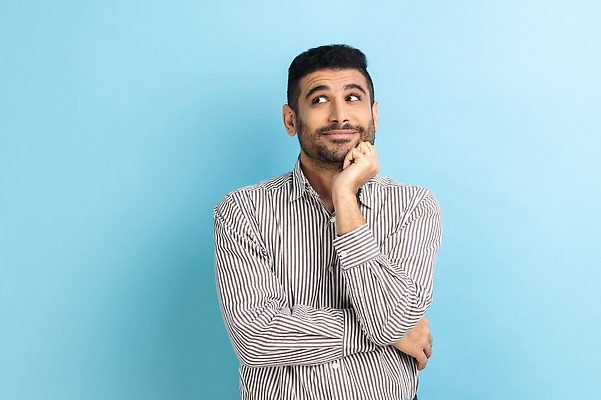 포토 JPG 해외이미지 남자 행복 생각 비즈니스 중동 청소년 휴식 설계 아이디어 실내 한명 미소 사람 동양인 평화 희망 기쁨 꿈 비즈니스맨 선택 인도인 명상 파란배경 긍정 공상 히스패닉 고립 배려 해외202310 해외포토 외국인 1 감정 나라 백그라운드 컨셉 표정 인종 내부 파란색 직장인 파일형식