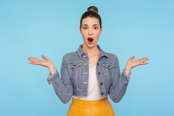 포토 JPG 해외이미지 백인 여자 감정 중동 청소년 성공 스트레스 실내 한명 사람 놀람 외침 우승 뉴스 인도인 호기심 흥분 파란배경 긍정 충격 히스패닉 재택근무 감탄 고립 반응 비명 승자 필승 튀르키예 해외202310 해외포토 서양인 외국인 1 나라 아시아 백그라운드 컨셉 비즈니스 표정 동양인 내부 파란색 소리 최고 파일형식