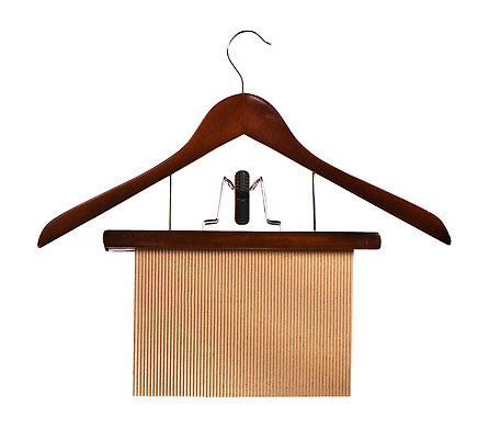 포토 JPG 해외이미지 옷 매달리기 사람없음 목재 가로 공백 장비 코트 흰색 직물 고리 닫기 옷걸이 묘사 오브젝트 철사 수납 고립 신발장 비어있는 해외202310 해외포토 나무 컬러 재료 모션 외투 파일형식