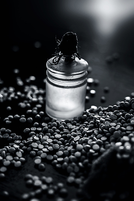 포토 JPG 해외이미지 음식 백그라운드 신체 다이어트 자연 유리 콩 건강 요리 씨앗 사람없음 뷰티 노란색 스파 어둠 화장품 마사지 맛 기름 유기농 비타민 건강식 내추럴 돌봄 병아리콩 숙성 아랍어 에센스 채식주의자 카피스페이스 세련 비건 맛있는 해외202310 해외포토 식물 웰빙 컬러 컨셉 모션 재질 곡류 공백 생태계 채식 영양소 파일형식