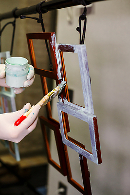 포토 JPG 해외이미지 디자인 벽 컬러 백그라운드 프레임 실내 미술 취미 사람없음 내부 목재 장식 파란색 컬러풀 뷰티 사진촬영 페인트 방 흰색 공구 붓 팔레트 캔 기름 미술관 오브젝트 그림 예술가 롤 캔버스 롤러 페인트붓 화가 청사진 해외202310 해외포토 나무 직업 음식 재료 문화예술 촬영 도구 파일형식