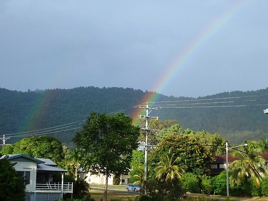 포토 JPG 해외이미지 무지개 날씨 산 주택 사람없음 컬러풀 야자수 호주 폭풍 이웃 더블 현상 해외202310 해외포토 자연요소 나무 컬러 건물 오세아니아 파일형식