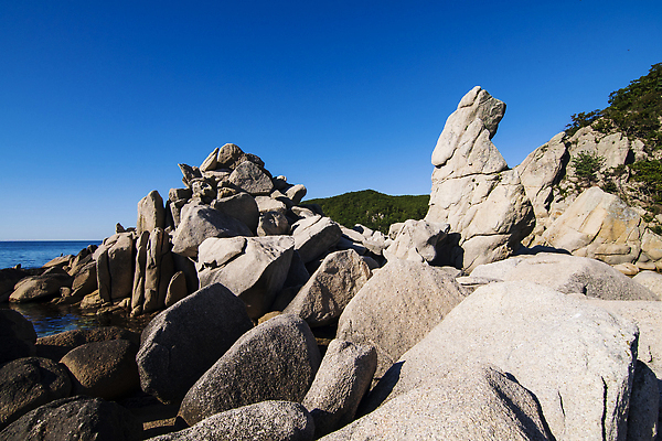 포토 JPG 해외이미지 호수 바다 여행 자연 산 풍경 사람없음 초록색 물 여름 강 봄 폭포 흐름 바위 개울 숲 암초 해외202310 해외포토 자연요소 계절 컬러 컨셉 돌_바위 생태계 파일형식