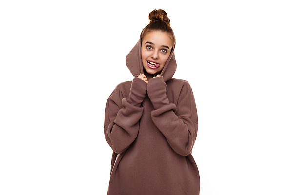 포토 JPG 해외이미지 행복 갈색머리 관리 한명 미소 10대 뷰티 갈색 공백 덮개 흰색 검은머리 혀 흰배경 긍정 고립 번 카피스페이스 해외202310 해외포토 1 헤어스타일 감정 빵 컬러 백그라운드 컨셉 청소년 표정 사람 뚜껑 입 파일형식