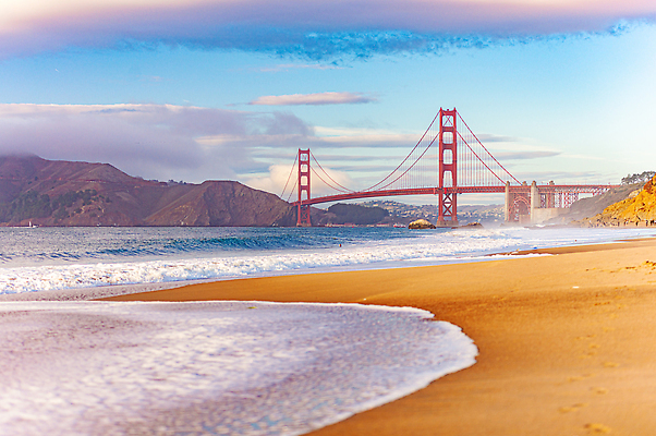 포토 JPG 해외이미지 구름 바다 여행 오렌지 건축양식 교통시설 하늘 풍경 사람없음 빨간색 물 여름 파란색 도시풍경 여행객 탑 미국 일몰 도시 만 황금 대문 캘리포니아 스카이라인 랜드마크 샌프란시스코 해외202310 해외포토 자연요소 건축물 계절 건축 컬러 교통 북아메리카 과일 사람 문 노을 시설 파일형식