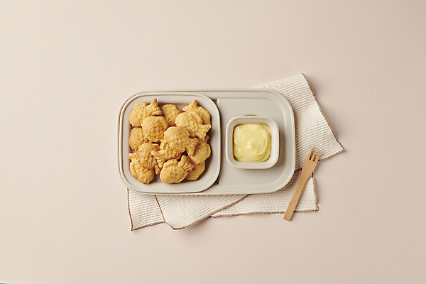 포토 JPG 스튜디오촬영 접시 포크 겨울 따뜻함 사람없음 하이앵글 천 겨울간식 붕어빵 길거리음식 국내포토 식기 계절 음식 빵 뷰포인트 디저트 실내 직물 파일형식