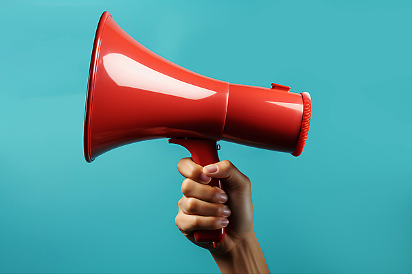 JPG 편집이미지 손 들기 이벤트 신체부위 확성기 잡기 알림 디지털합성 편집실사 AI인물포토 AI콘텐츠 모션 사람 CG 파일형식 AI포토