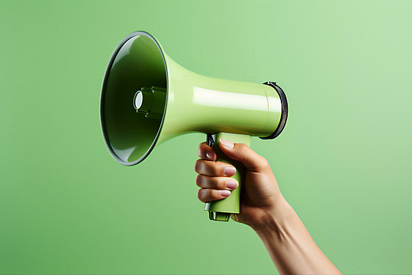 JPG 편집이미지 손 들기 이벤트 신체부위 연두색 확성기 잡기 알림 디지털합성 편집실사 AI인물포토 AI콘텐츠 모션 사람 초록색 CG 파일형식 AI포토