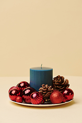 포토 JPG 스튜디오촬영 백그라운드 크리스마스장식 크리스마스 겨울 초 사람없음 오브젝트 솔방울 오너먼트 카피스페이스 국내포토 계절 기념일 실내 공백 파일형식