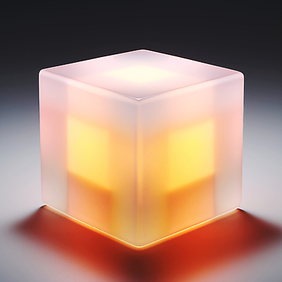 JPG 편집이미지 조명 사람없음 빛 큐브 입체 디지털합성 오브젝트 정사각형 반투명 실리콘 입체도형 편집소스 이미지편집 편집실사 AI컴퓨터그래픽 AI콘텐츠 도형 CG 파일형식