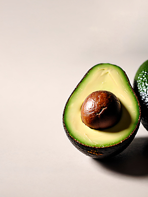 JPG 편집이미지 단면 사람없음 디지털합성 아보카도 카피스페이스 편집소스 편집실사 AI포토 AI콘텐츠 과일 공백 CG 파일형식