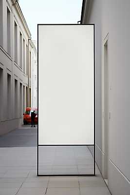 JPG 편집이미지 디자인 포스터 액자 백그라운드 거리 사람없음 건물 흰색 클래식 디지털합성 모던 옥외간판 옥외광고 편집소스 미니멀 편집실사 AI포토 AI콘텐츠 건축물 컬러 컨셉 간판 CG 파일형식