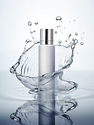 JPG 편집이미지 사람없음 물 뷰티 화장품 용기 스플래쉬 편집실사 AI컴퓨터그래픽 AI콘텐츠 자연요소 그릇 CG 파일형식