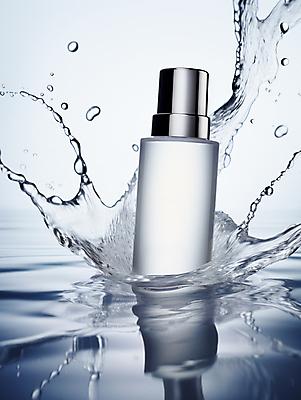 JPG 편집이미지 사람없음 물 뷰티 화장품 용기 스플래쉬 편집실사 AI컴퓨터그래픽 AI콘텐츠 자연요소 그릇 CG 파일형식