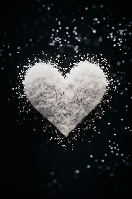 JPG 편집이미지 백그라운드 겨울 사람없음 흰색 하트 눈 편집실사 AI포토 AI콘텐츠 자연요소 모양 계절 컬러 날씨 CG 파일형식